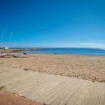 Апартаменти 2 Bedroom Cozy In