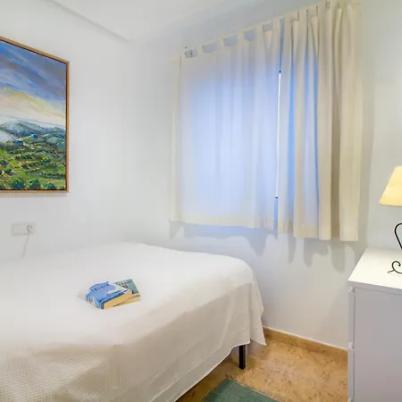 Apartamento 2 Bedroom Beautiful In