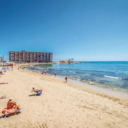 2 Bedroom Cozy In Apartment *