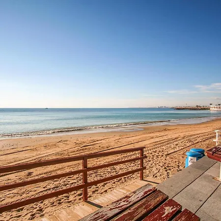 2 Bedroom Cozy In Apartment *