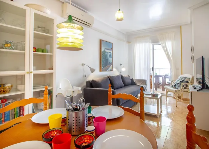 2 Bedroom Cozy In Apartment Torrevieja