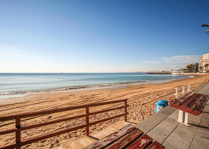 2 Bedroom Cozy In Apartment *